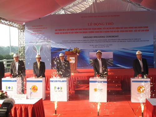 Động thổ Dự án xây dựng hoàn thiện hầm nút giao Trung Hòa
